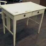 40 4016 WRITING DESK